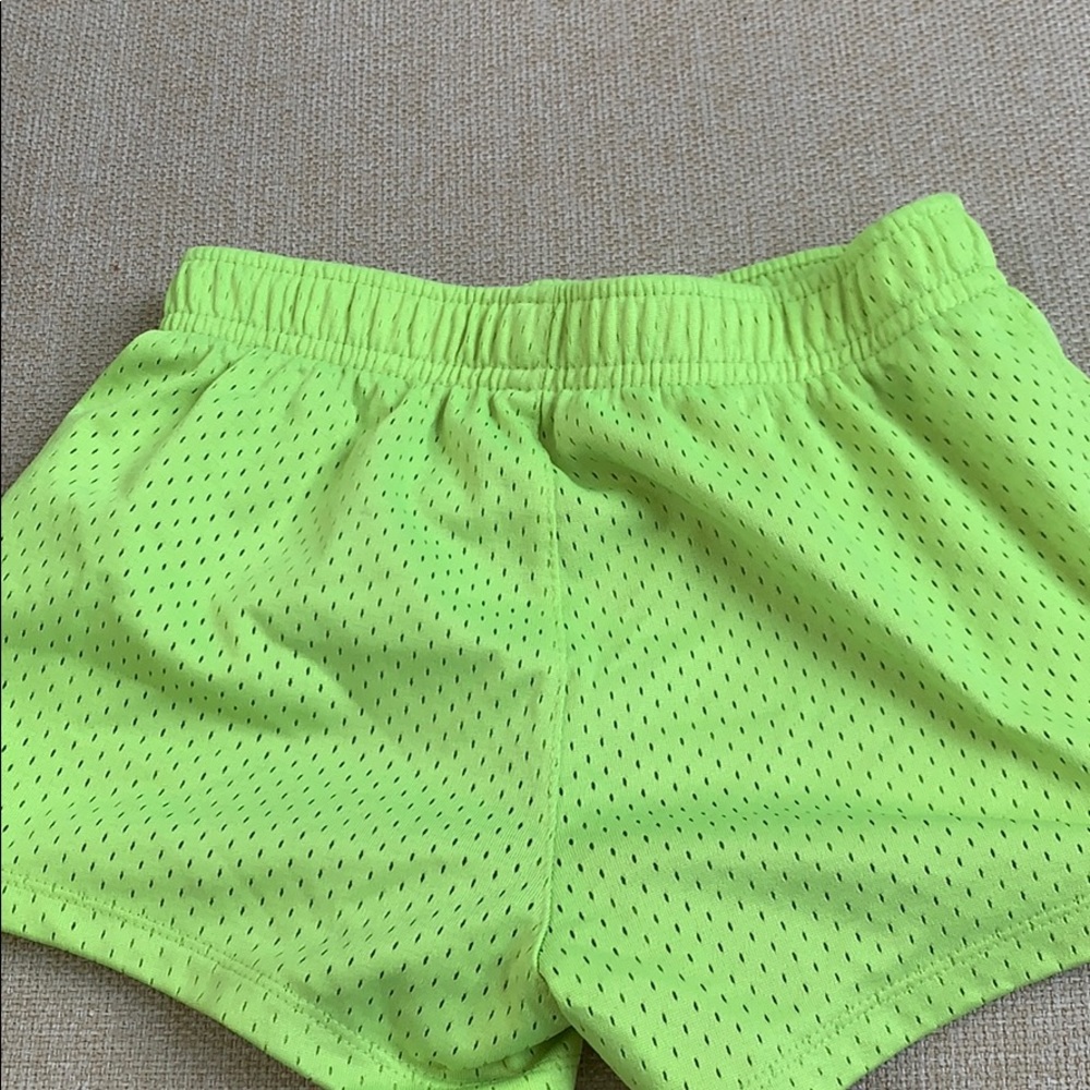 Shorts - Picture 2 of 3